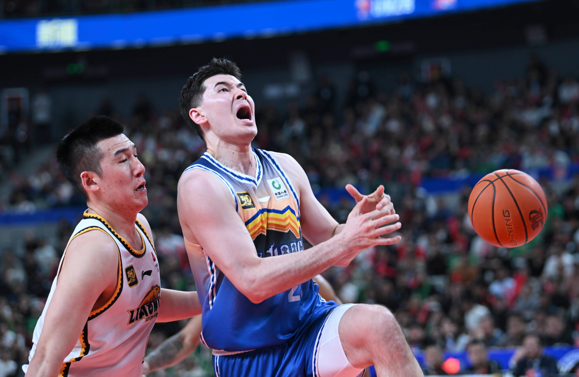 鹈鹕完胜北京队,恩比德关键制胜 鹈鹕完胜北京队,恩比德关键制胜